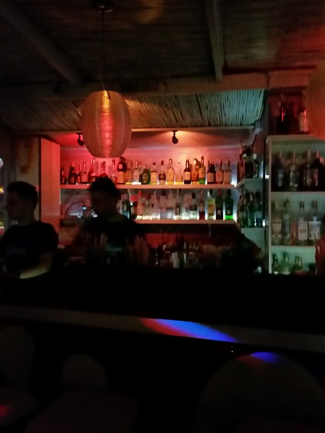 Alexandros Roof Cocktail Bar