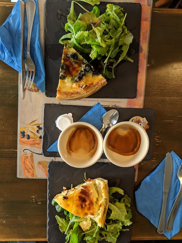 à table!