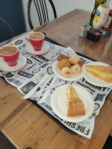 Tedescos Bakery - Visual