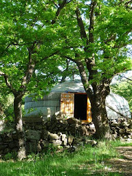 Photo n°14 de EQi Harmonie, ferme équestre initiatique et sanctuaire de chevaux en Ardèche à Saint-Laurent-sous-Coiron (Centre de randonnée équestre)