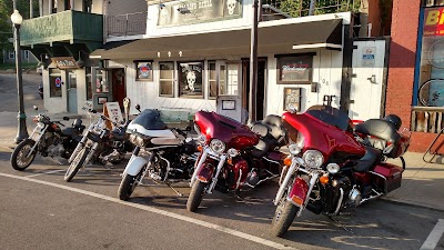 Smiling Skull Saloon