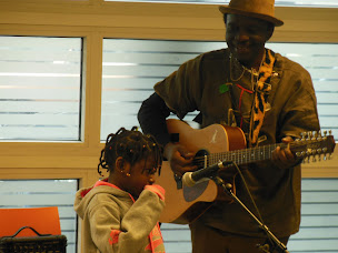 Photo n°27 de Bibliothèque Hergé à Paris (Discothèque)