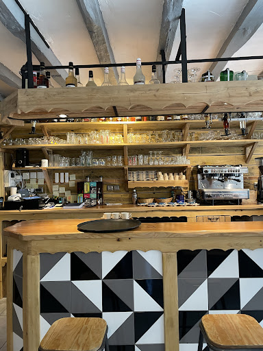 Photo 1 - Burgers & Co