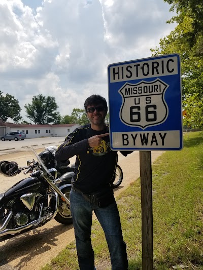 Route 66 State Park Visitors Center