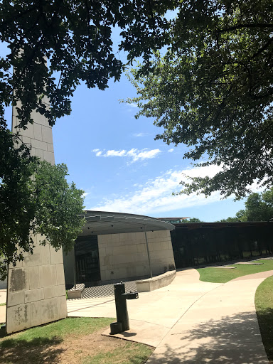 Grauwyler Park Branch Library - Thumbnail