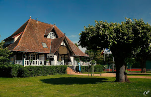 Photo n°1 de Tennis Club de Tours à Tours (Moniteur de tennis)