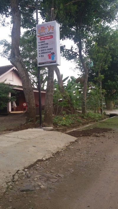 Photos of ER-YE SABLON