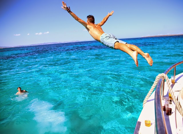 Cirque de la Nuit - Ibiza Boat Party