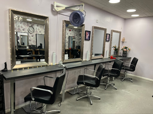 Elwoods Hair & Beauty