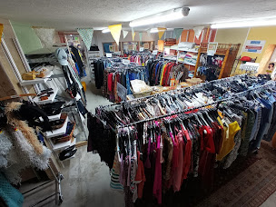 Photo n°7 de LA GRANDE RECYCLERIE - Pas de dépôt d'objets le lundi à Salernes (Association bénévole)