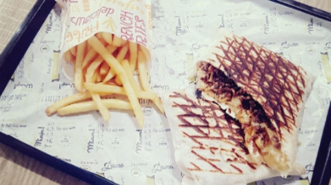 Photo 2 - Mac Burger