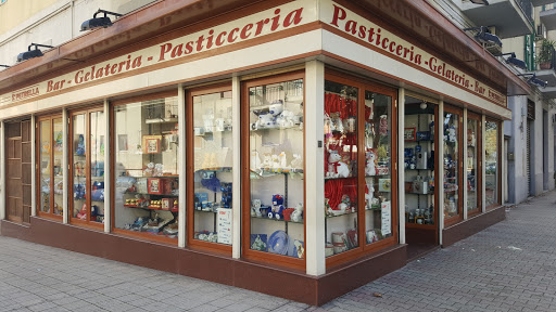Pasticceria Petrella Salvatore - Thumbnail