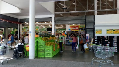 Photos of MaxiPal&iacute;