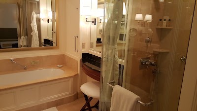 Photos of The Peninsula Chicago