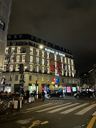 Photo n°2 de FNAC Paris - Saint-Lazare à Paris (Magasin de jeux vidéo)