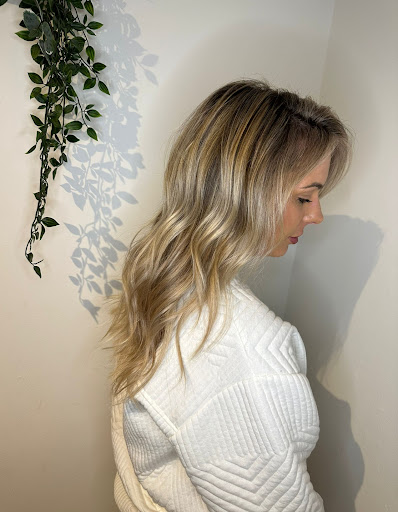Sarah Nicholls Hair - Thumbnail