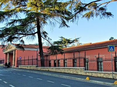 Photos of Bezmi&acirc;lem Foundation University