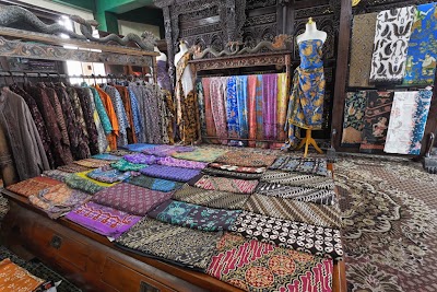 Photos of Batik Nakula Sadewa
