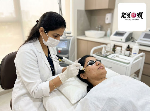 Pigmentation, dark spots and uneven skin tone can make your face look dull and tired. At ZION AES… post image