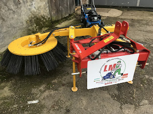 Photo n°18 de LAGRANGE MOTOCULTURE à Breilly (Service de réparation de tondeuses à gazon)