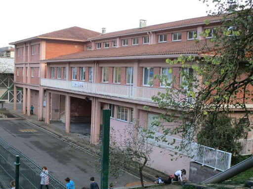 Colegio Público Ugaro