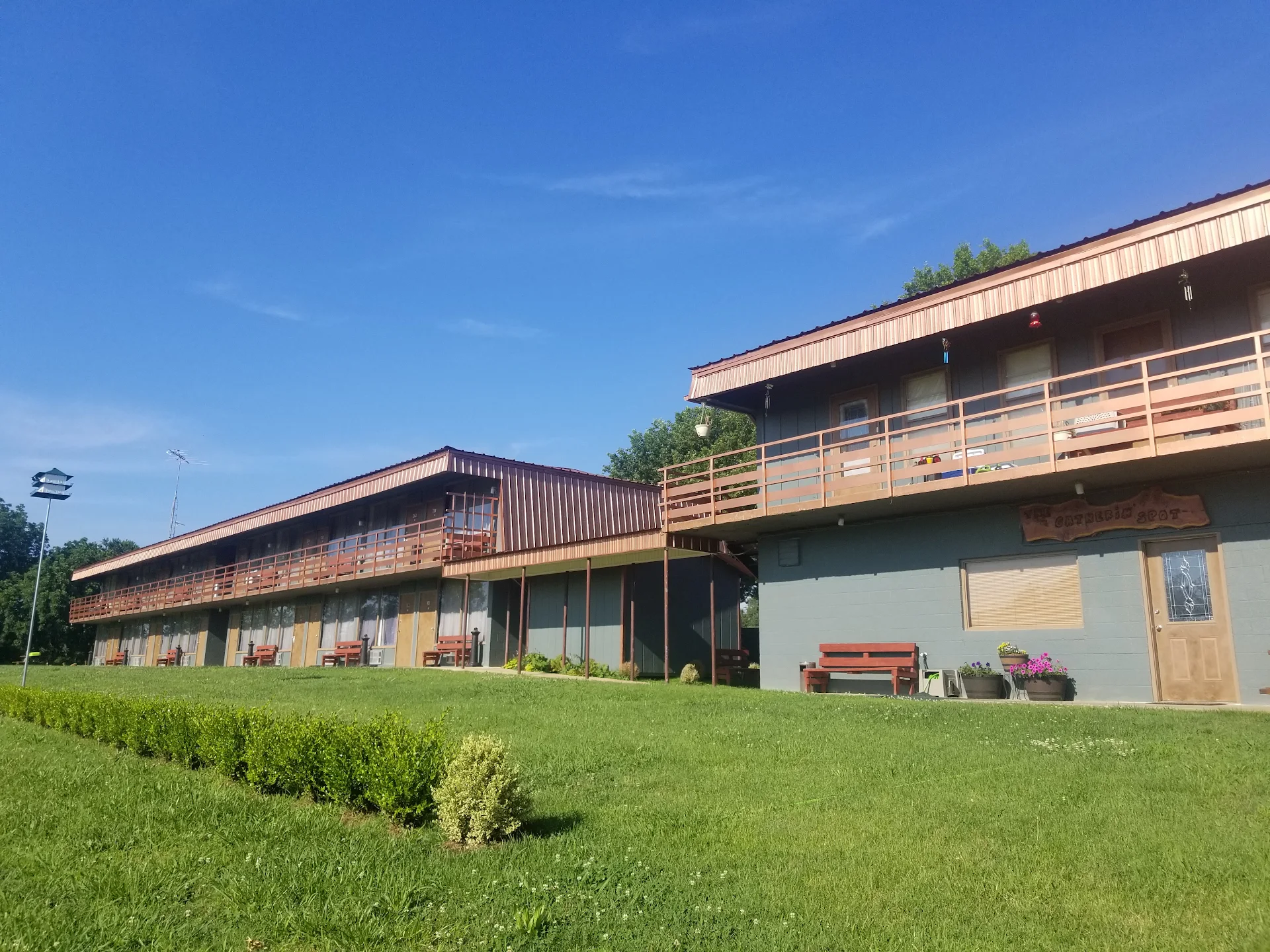 Fairway Inn