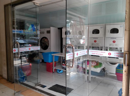 Orchid Laundromat, Author: Orchid Laundromat