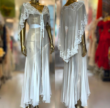 Karen Vintage Boutique @293 by null