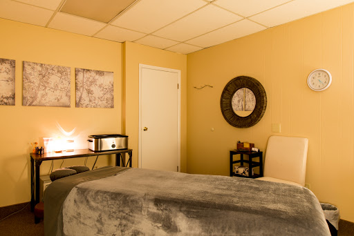 Hands of Gold Massage and Reiki - Thumbnail