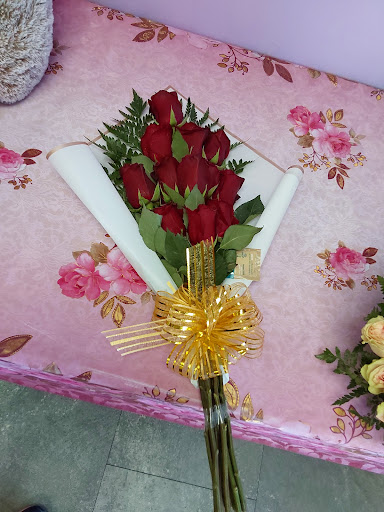 Marely Flowers - Thumbnail