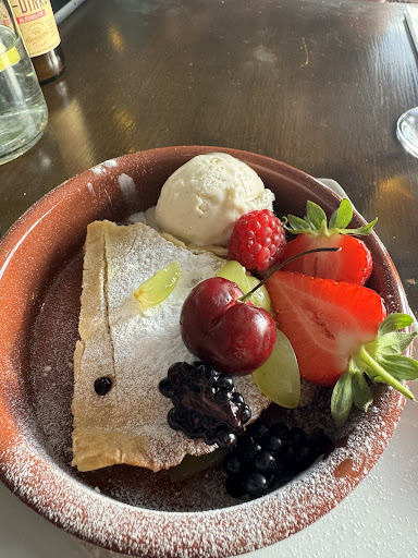 Cafe Roya - Visual