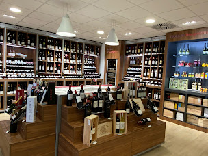 Photo n°9 de Comptoir des Vignes Lempdes Audebert Boissons C10 Lempdes à Lempdes (Cave à vins)