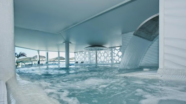 Hotel Reina Isabel