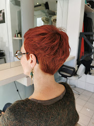 Photo n°7 de DIVINE HAIR à Nantes (Salon de coiffure)