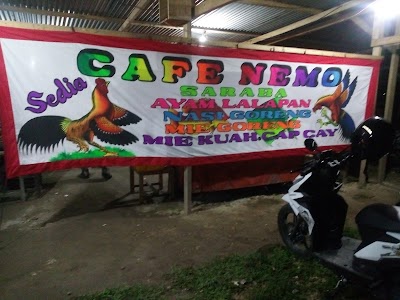 Warung Ikan Bakar Cafe Nemo