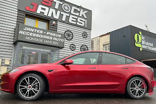 Photo n°19 de Stock Jantes à Chambéry (Magasin de pneus)