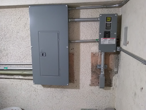 Electricista, paneles solares.
