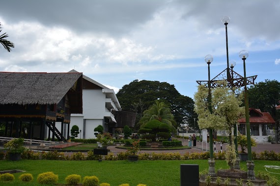 Makam Kandang Meuh, Author: Kawi Boedisetio