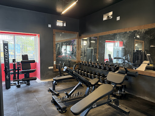 Dynamic Fitness studio