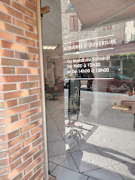 Photo n°5 de S and S HAIR STYLIST NAIL BAR ONGLERIE à Collioure (Salon de manucure)