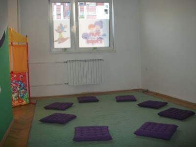 Photos of Helen Doron Aerodrom