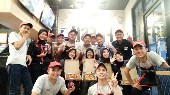 Pizza Hut Delivery - PHD Indonesia, Author: Siti Raudoh