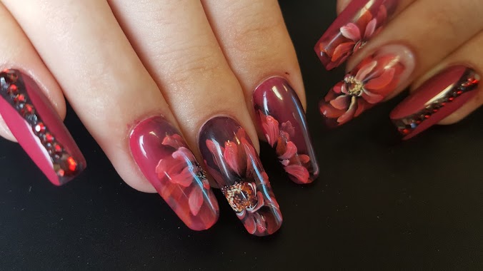 Crystal Nails Kft., Author: Ágnes Sebestyén