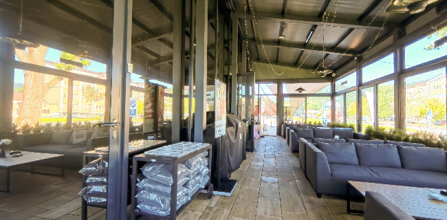 LOUNGE & BAR 13 - Bar