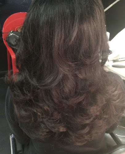 Comments and reviews of Jagwa Hair and Beauty Salon