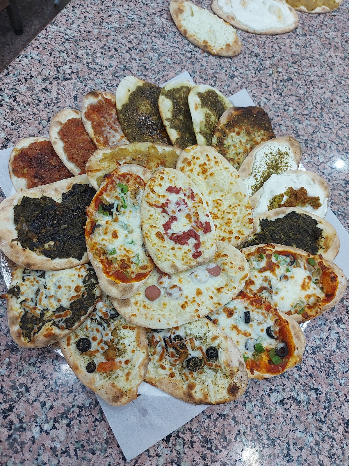 فطاير شلال نبع العصير - صورة 3