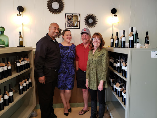 KG Ultimate Connections, LLC