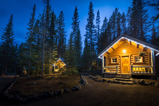 Storm Mountain Lodge & Cabins by null