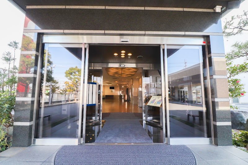 メモリアルプラザ公益会舘