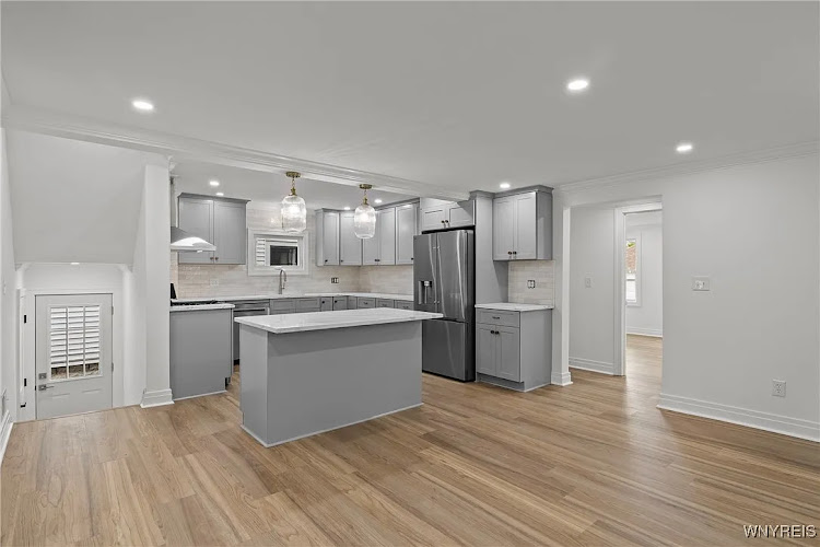 Olsi Kitchen & Remodeling LLC